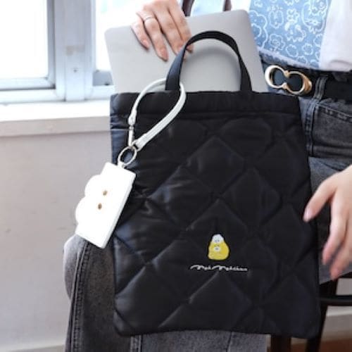 新品　Orobianco オロビアンコ　13インチ対応　パソコンケース 新品 Orobianco オロビアンコ 13インチ対応 パソコンケース 軽い