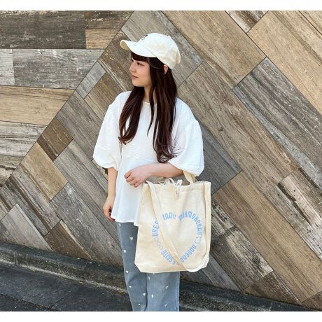 [^:M2500076]A4TCYob`V_[Rt̃g[gobNBFRONT^BACKCUTEȃn[gSɂ̓ETBĂ܂B׋ɏKA̂oɂ傤ǂTCYłBTCYicmj37E40E}`UEV_[Xgbv95^e7L