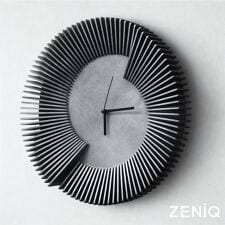 ゼニック(ZENiQ)のデザインクロック　ブロークン　【ゼニックシルバー】