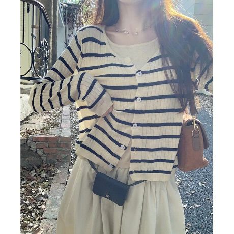 _g񂵂₷ԃfUC^{[_[|Cg̃jbgJ[fBKBVvȂȈۂ^AfC[gɍœKłBꖇŉHD̂͂ACi[⃏s[XƂ̏d˒ɂ҂BPOINT 1y₩ȒSnŉK_炩ȃjbgfނgpAԂ̒płKBLkA₷fC[V[Ɋ􂵂܂BPOINT 2oX̎₷䊴܂ŃJo[ł䊴ŁAXJ[gɂpcɂ킹₷BX^CAbvʂ҂ł܂BPOINT 3LxȃJ[oG[Vx[VbNȖnJ[ANZgɂȂ{[_[܂œWJBR[fBl[g̕LAV[Y킸ł閜\ACełByfށzE[100yJ[WJzEAC{[EO[EubNEx[WElCr[yTCY\zFREEFg53^56^43^oXg90fg165cm^pTCYFREE