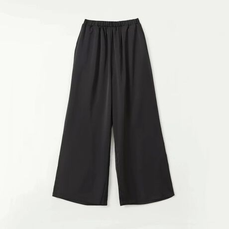 _iȌŃIIt킸^TeL̗Ə_炩ȕ͂̃ChpcBVvȂꂽۂ^AItBXx܂ŕL􂵂܂BPOINT 1EGXgSŃNNKLk̂EGXgSdlŁAߕtȂbNXSnBԂ̒płXgXt[ŉKɉ߂܂BPOINT 2TCh|PbgtX}z⏬[łpIȃ|Pbg𗼃TChɔzuBfUCƋ@\˔֗ȎdlłBPOINT 3ƂݑfނŔVGbgȂ₩ɗhTefނ炵CoBiȌƗX^CāAтɗDȈۂ^܂Byfށz|GXe100yJ[WJzEubNEx[WEJ[LEO[Vvō킹₷x[VbNJ[WJBfg165cm^pTCYM