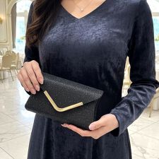 ラメＶメタルミニクラッチバッグ