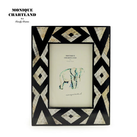 [^:gfc-mq-0149]ƍ̃RgXgƑ_Ȗ͗lIȃtHgt[B_ȃCeAɂIȃeCXg̋Ԃɂ}b`郆j[NȃfUCłB