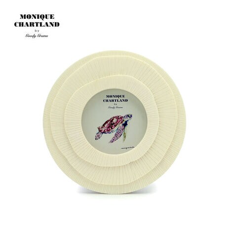 [^:gfc-mq-0130]ĕsSȉ~`̌`Ɏ{ꂽfUCBԂɓƓ̃ANZg܂B