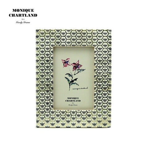 [^:gfc-mq-0126]I̊G`ꂽ݊̂t[B̂܂܏ĂĂGɂȂ܂B