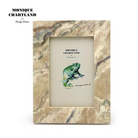 [^:gfc-pf-0048]嗝΂̂悤ȒW}[u͗l̃t[uPHOTO FRAME VIVEKvBN[F̂悤ȃO[̂悤ȃx[XJ[ɔZFANZgɂȂĂ܂B咣ȂzFŃCeAɂȂ݂₷t[łBElnhChî߂Ƃǂ냉Ĉ䂪݂h̔ʎYiɂ͂ȂoĂ܂Bwʂɂ̓X^hDOtĂ̂ŁAu^ƕǊ|̎g\łB