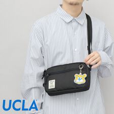 UCLA 横型 ミニショルダーバッグ ジョー ラバーチャーム付き