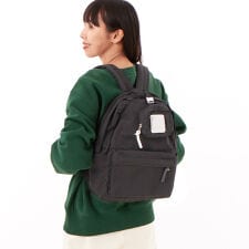 BLACKY BACKPACK (MIDDLE)