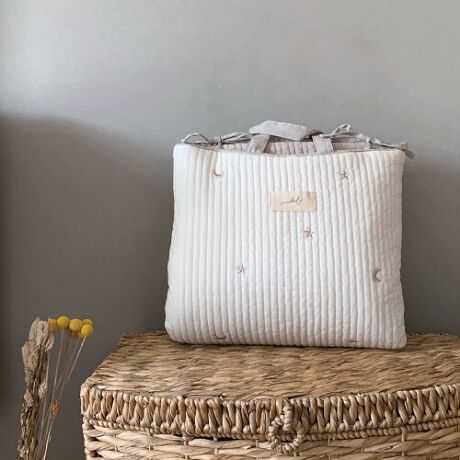 [^:me71]㎿ȃCugpĂ̂ŔG肪ǂAӂ肳炳Bxr[̃vC}bgƂĂ₨ނւXy[XɁAtHg̔wiɂ݂QcmƂ肠̂ŁAԂ͂lꏏ SƂȂQSnłBlbgɓĂ󂪉\Ȃ̂|CgBi^hߒZ߂̒Ej悾f߂ĂɕۂƂłĈSłBo[VudlŋCɂĎgy߂܂B܂A唻fUCȂ̂Ńybg̃NbV}bgƂĂœKBxr[}bgłȂybĝCɓXy[XɃIXXłB肪Ă̂ŁARpNgɎ[łA^тɕ֗BsNjbN}bgƂĂXXłpoint 01xgƎȂv~AȔG̏_炩͈xgƂ߂ȂɊ炩B@Ŋې􂢂łAQŎg₷uԂCǂɃXXĂ܂vȂǍ]r[Ă܂Bpoint 02FXȏʂŃ}`ɎgvC}bg@O@tHgނւ@ybgp}bg@Q}bg̋ԂÂɂ𔃂ĂCeABCeAƂĂ͂Axr[̃vC}bg₨Q}bgAtHg̎BeXy[XȂǂɂ҂B܂A@ŎyɊېOKȂ̂ŁAނւ}bgsNjbN}bgƂĂɂxbhp}bgƂĂȂǁA}`ɎgĖ͂ՂItŁAƍLăTbƏ߂܂B|zc▍Ƃ͂Ŏ[邱ƂłAŷŊȒPɎ^т\B̂QZbgɂsb^􃊃rOEQEʏEsEAȁEsNjbNȂǁAʂő劈ԈႢȂIpoint 04120~78cmi}5cmĵTCYŃNbVEssential͖80~120cmi}5cmjԂ񂪐Q]񂾂ėVԂ̂ɂ傤ǂATCYB݂͖2cmقǂ܂̂ŁAԂ͂lꏏɃSƂȂQSnłBقǂ悢݂Œݍ݂ȂA̐Snǂꂵ|CgBʎg郊o[VudlȂ̂ŁACɍ킹Ďĝ悤ɓɐ܂肽߂܂Bpoint 05ېOKőCu͑ɗDĂ܂BĂ@Ŋې􂢂łĂɊ̂ŁAԂybg邲ƒɃsb^??