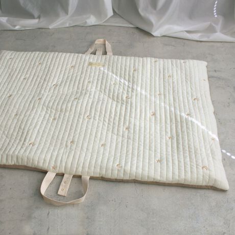 [^:me73-1]㎿ȃCugpĂ̂ŔG肪ǂAӂ肳炳Bxr[̃vC}bgƂĂ₨ނւXy[XɁAtHg̔wiɂ݂QcmƂ肠̂ŁAԂ͂lꏏ SƂȂQSnłBlbgɓĂ󂪉\Ȃ̂|CgBi^hߒZ߂̒Ej悾f߂ĂɕۂƂłĈSłBo[VudlŋCɂĎgy߂܂B܂A唻fUCȂ̂Ńybg̃NbV}bgƂĂœKBxr[}bgłȂybĝCɓXy[XɃIXXłB肪Ă̂ŁARpNgɎ[łA^тɕ֗BsNjbN}bgƂĂXXłpoint 01xgƎȂv~AȔG̏_炩͈xgƂ߂ȂɊ炩B@Ŋې􂢂łAQŎg₷uԂCǂɃXXĂ܂vȂǍ]r[Ă܂Bpoint 02FXȏʂŃ}`ɎgvC}bg@O@tHgނւ@ybgp}bg@Q}bg̋ԂÂɂ𔃂ĂCeABCeAƂĂ͂Axr[̃vC}bg₨Q}bgAtHg̎BeXy[XȂǂɂ҂B܂A@ŎyɊېOKȂ̂ŁAނւ}bgsNjbN}bgƂĂɂxbhp}bgƂĂȂǁA}`ɎgĖ͂ՂItŁAƍLăTbƏ߂܂B|zc▍Ƃ͂Ŏ[邱ƂłAŷŊȒPɎ^т\B̂QZbgɂsb^􃊃rOEQEʏEsEAȁEsNjbNȂǁAʂő劈ԈႢȂIpoint 04120~78cmi}5cmĵTCYŃNbVEssential͖80~120cmi}5cmjԂ񂪐Q]񂾂ėVԂ̂ɂ傤ǂATCYB݂͖2cmقǂ܂̂ŁAԂ͂lꏏɃSƂȂQSnłBقǂ悢݂Œݍ݂ȂA̐Snǂꂵ|CgBʎg郊o[VudlȂ̂ŁACɍ킹Ďĝ悤ɓɐ܂肽߂܂Bpoint 05ېOKőCu͑ɗDĂ܂BĂ@Ŋې􂢂łĂɊ̂ŁAԂybg邲ƒɃsb^??