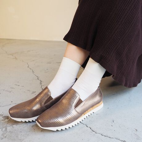 [^:1340008]ANYOiG[GkCI[jOZ[yʄp`OXb|y₩Ə㎿𗼗AANYO\郍OZ[̃Xb|Xj[J[BXb|L̋CyɁAU[Ȃł͂̕i̗ǂvXBʋ΃X^CɂƂȂށAꂽ͂łBp`OfBe[ƃzCg\[ƂɌyȃY^A TChɂ̓RÑANZgBڂɂȂꊴY܂B炩ȑŁAȂ\\\\\C\[́Aӂ󂯎~߂NbṼJbvC\[BɌ݂̂yʃ\[nʂ̏Ռ₳a炰Ă̂ŁA◷ɂ߂łBAbp[ɂ͂炩ȃU[̗pAdĂ\tgA߂RɃtBbgB̑ɂRɗnޑ݊ƁA₷BǂĂꑫłB₷̃|CgE\ȂdĂ̊vő\tgEb[z[ĥŒEɂ₷Ê݂yʃ\[1ĂɂACeڍׁEuhF`mxnEfށFvEYFEq[̍F 2.5cmEБ̏dF205g