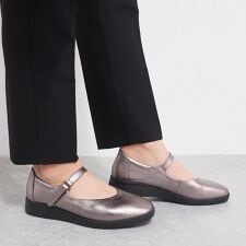 撥水｜ソフトレザーストラップシューズ