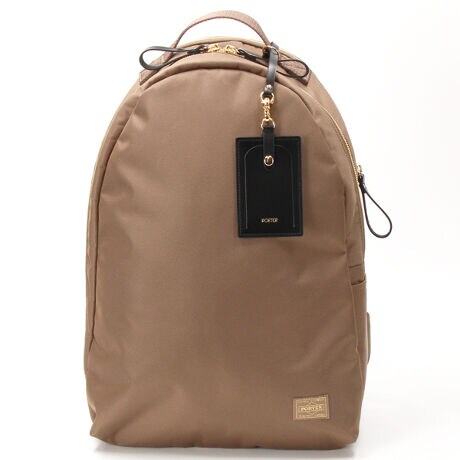 [^:87115123]yʂł肰Ȃ򂪂iC|GXecCngpAF}ăVbNɎdグJWAV[YuPORTER SHEAiVAjvłBigłȂrWlXłg₷@\A₷TCYoXɎdグ܂BCfނɂƂDڂ̃iCƃ|GXeD̃cCngpĂAyʂŎG肪ǂ̂łB^eɃiCARɌ̒iK璅F̃|GXegpAiŗJ[Oɂ܂B̓O[WJ[œꂵA_炩ۂɎdグĂ܂B܂A{̐n̗ʂɂ͔肪ǂ悤Ƀ{fBOH{Ă܂Bt@Xi[͊炩ȊJ̃VgbNt@Xi[ɁÂGo[uCgS[hJ[̗p܂Bނ{bLH{AoĂ܂B܂Aʏ߂̊v̗p邱ƂŒ݂͂₷܂B|[`ƃEHbgV_[obOȊÕobO̓ɂ́APC^ubg[[\ȃ|PbgIEIt킸g₷dlłBg[gobO3^͓V}`dlŁA^ubg[ƗĎ[ł|Pbgƒz̎܂t@Xi[|Pbg݂Ă܂B܂AetĂ莩₷\łBfCpbNƃbNTbNɂ́ANbVޓ̃bNXgbvɎÔł`FXgXgbvtĂ邽߁A]Ԃɏۂɂ֗łBVv1w̃u[tP[X͌|ł钷߂̃nh̗pARpNgȃTCYoXɂĂ܂B2w̃Nb`obO͐cނSʂɓĂ邽߁AKWFbg^ԃCi[P[XƂĂp܂B{bLƂ͉nɃjbPbLĂȀɖ{̋ZHŁA򂪓łBjfgF173cmfgF161cm