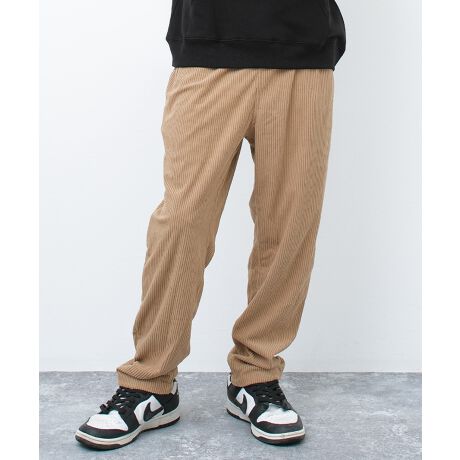 [^:RLP243425]~̒ԃR[fCfނgpChVFtpcBChłe[p[hVGbgȂ̂ŖȂȂVGbgłB\ʂ̐()͑߂ɂ邱ƂŒj̎q炵͋CɁfނ̃oG[VƂăR[fBCpc͓~ɃIXX̃{gXłB