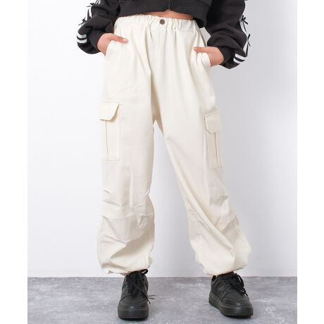 [^:RCLP253911]{fBOfނgp̊̂闠NуJ[SpcłBChVGbgɂiĂ̂ŁA_{ƂYɌfUCɎdグĂ܂BV[g̃gbvX킹ƃn̂X^COɁ