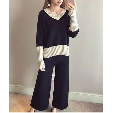 ニット上下セットアップ