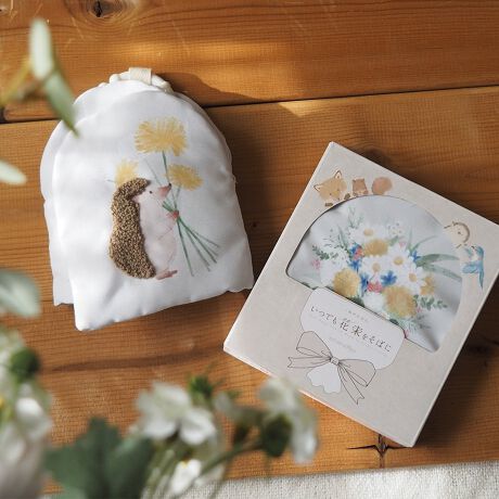 ؂Ȑlւ̑zԁXɂ̂amanoppo`܂j̋Cԑ̂悤ɁA lĊfUCɎdグ܂Bق̒Sɕ`ꂽԑ́Acocory friendŝǂԂꂼ^ł́BuKvu炬vȂǐԂƃ}}ւ̃G[ɂȂ悤ȉԌtԂIт܂BǂԂ̑̂̈ꕔӂӂ̐nɂȂĂA߂App̉ŊyVԂƂłԂɂd|قłB傫Ȃ烊{ԗKɂgƁAiVׂ܂BɐԂ߂鎞̂悤ɁA玙̍ԂɃ}}قƐSނ悤ȐSn悢Ԃ𑗂ė~cȎvŁÂʂ̂ق͐܂܂Bʂ̂ق͂Cɓ̃y[W̌ɏAĂĂƂł܂BԌtɍ߂ꂽzwȂ̃bZ[WxƂĎ莆̂悤ɓ͂܂Bꂽ́ApbP[W̗ʂɋLڂĂQRR[hǂݎ邱ƂŁAłwȂ̃bZ[Wx܂B