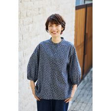 エムポルク  小花柄バンドカラーブラウス