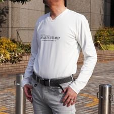 ロゴプリント長袖Ｔシャツ