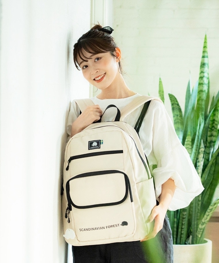 [�}���C]�t���b�v�|�P�b�g�����b�N/�X�J���W�i�r�A���t�H���X�g�iSCANDINAVIAN FOREST�j IVORY